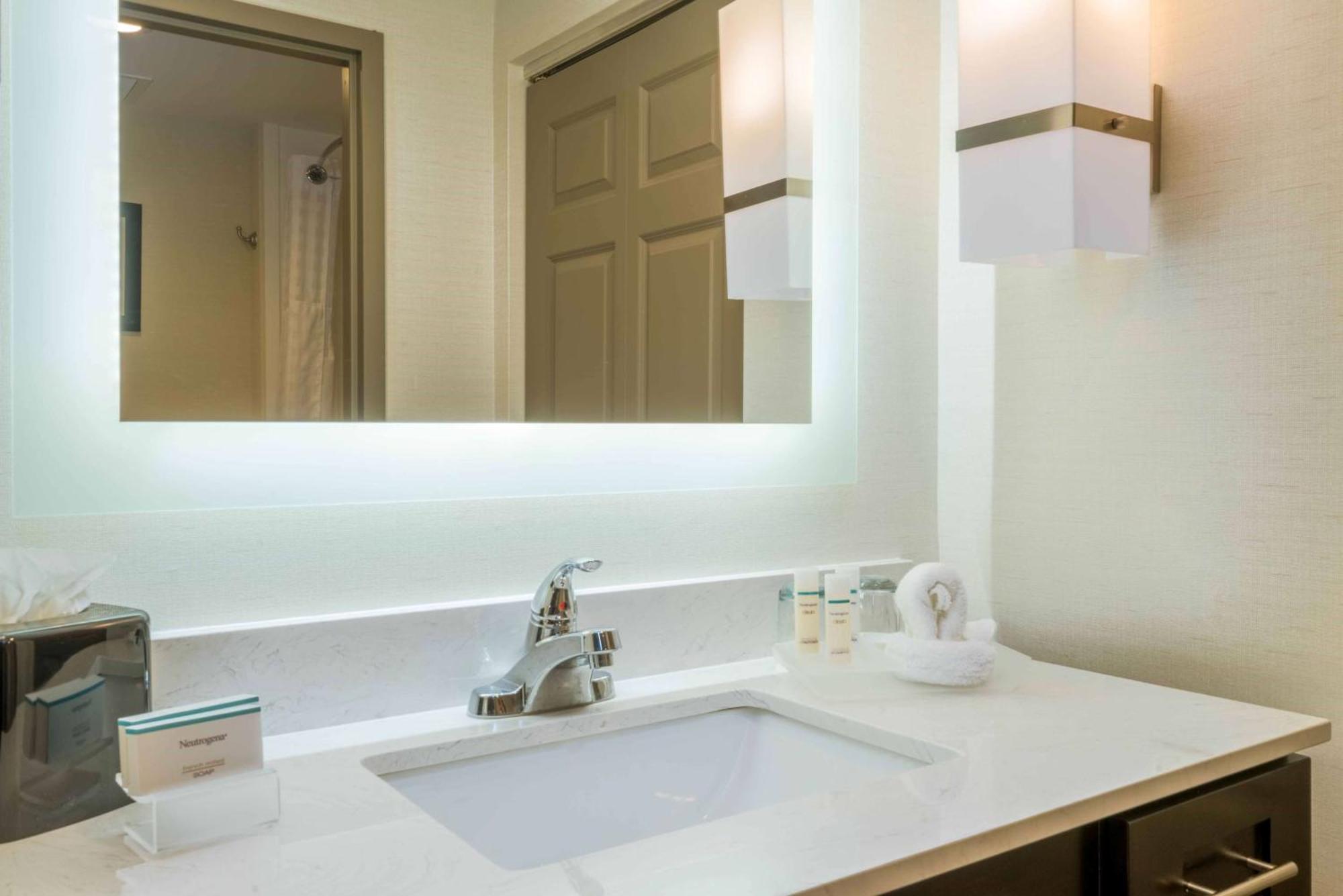 Homewood Suites By Hilton Philadelphia Plymouth Meeting Eksteriør billede