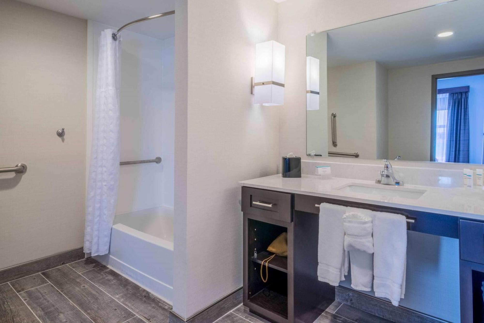 Homewood Suites By Hilton Philadelphia Plymouth Meeting Eksteriør billede